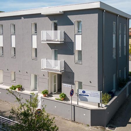 Residence קרביה מראה חיצוני תמונה
