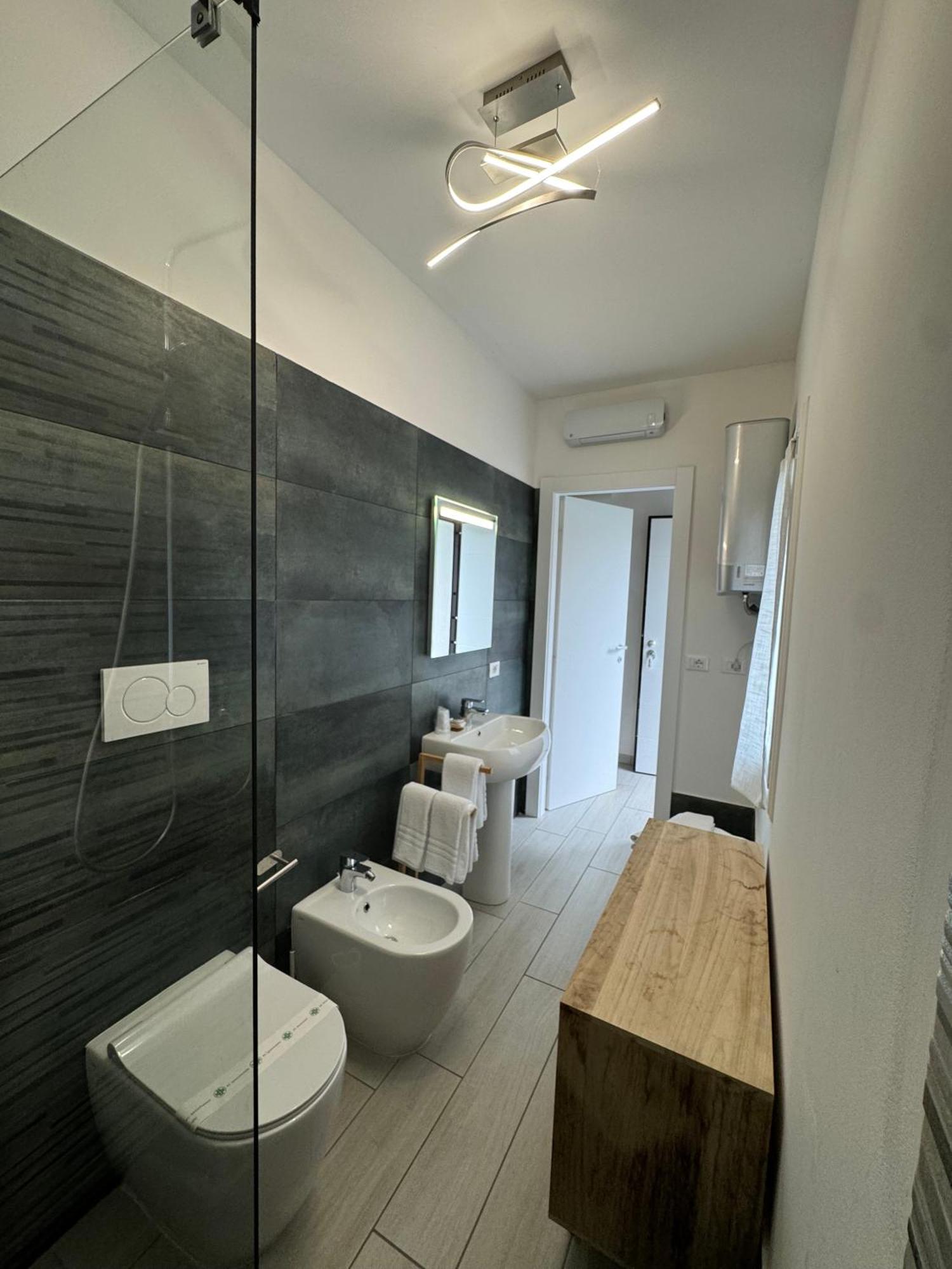 Residence קרביה מראה חיצוני תמונה